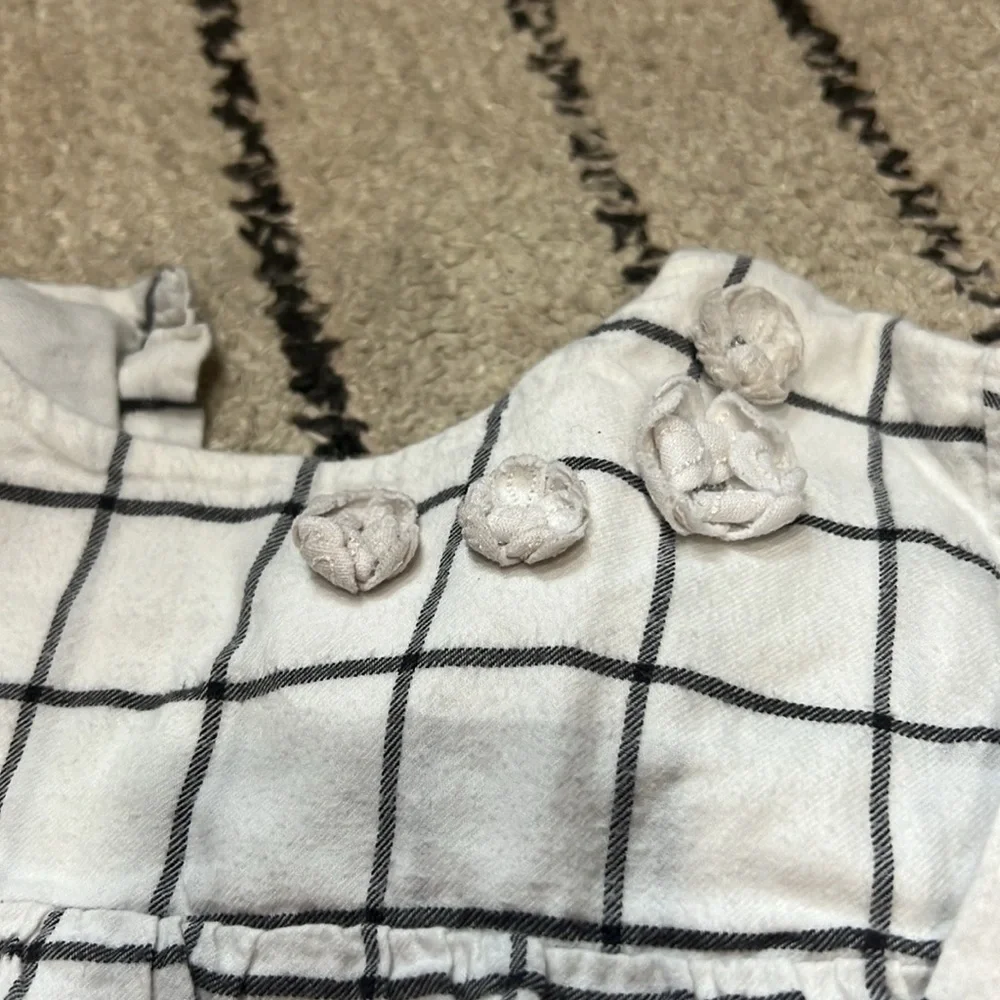 Carters excellent used